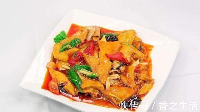 水淀粉|炒家常豆腐时，牢记两个妙招，豆腐咸辣甜香，吃一口还想再吃