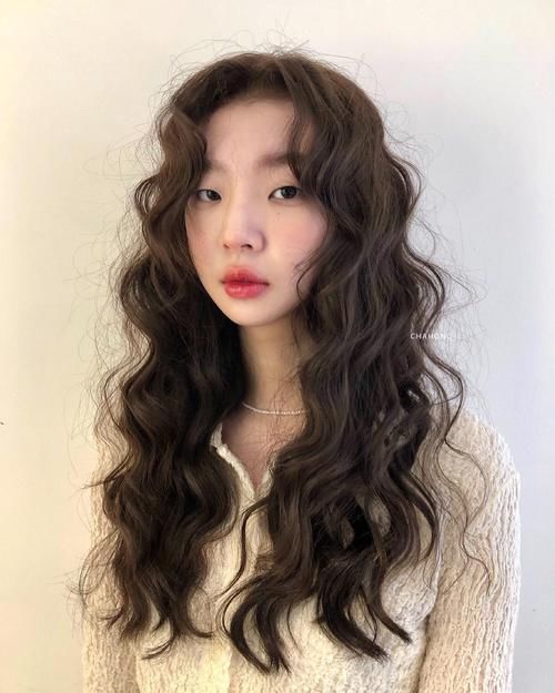 2021春季发型19款，从短到长都很美，赶快挑一款你最喜欢的吧