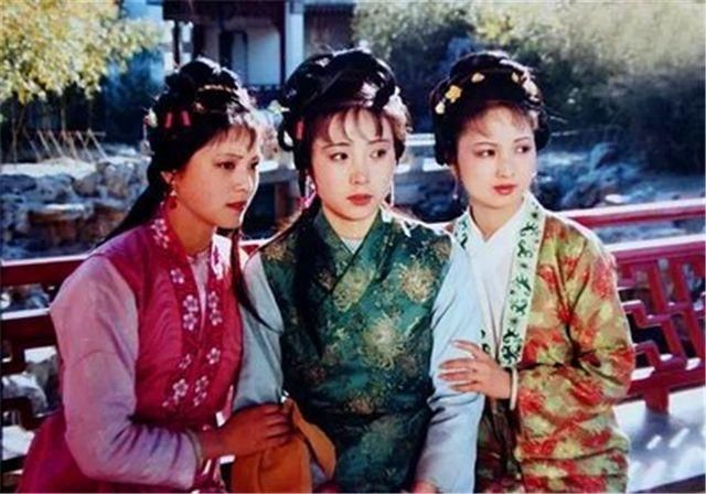 贾赦|贾赦要纳鸳鸯为妾，王熙凤为什么告诉平儿出去躲躲