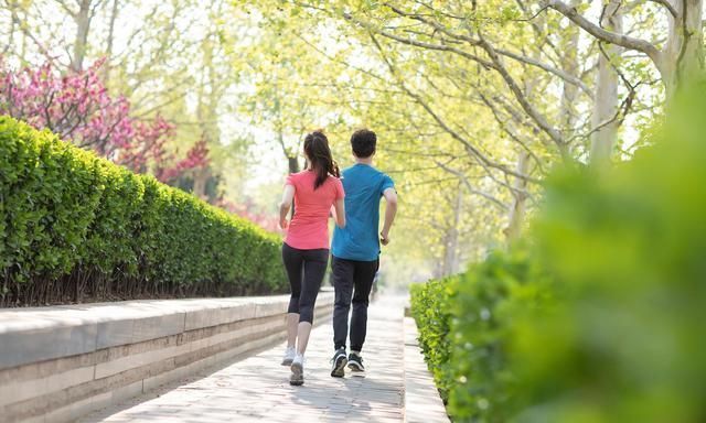 时长|跑步减肥，怎样才能做到事半功倍？几个建议供参考