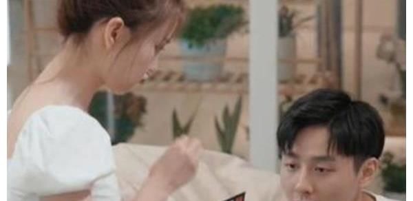 疑孔汝淳“黑歷史”被扒,高中開(kāi)始戀愛(ài),親密照尺度之大令人咋舌