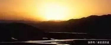 上帝让谁亡,总先让他狂!