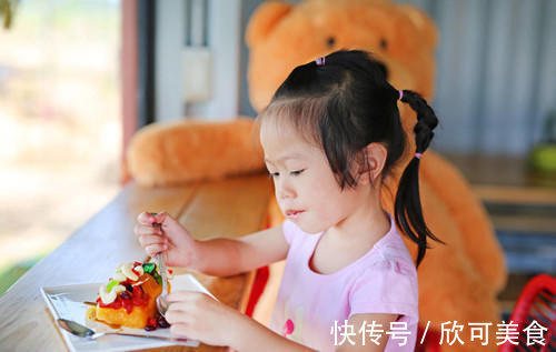 辣条|最不健康的4种零食，千万不要再给孩子吃，尤其是第一种