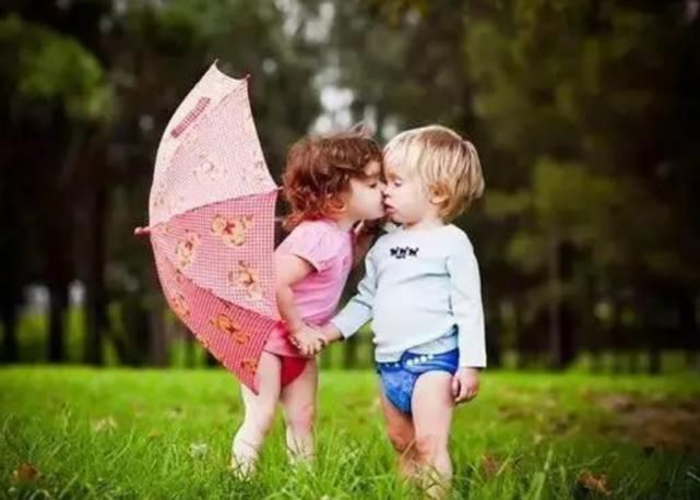 孩子|只有30的性早熟容易被发现，孩子若常做这些事，父母该留意了