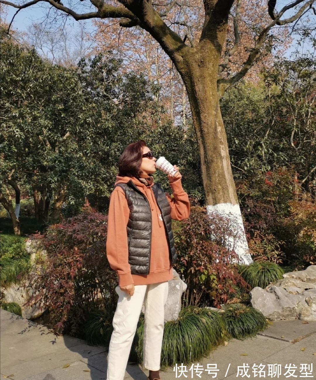 秋冬|五十岁的妈妈们秋冬就该这样穿!保暖又显气质,简单时髦又不单调