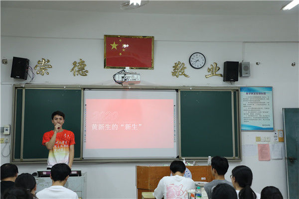 理论|江西赣州：打造“流动课堂” 让学生成为主讲人 赣南卫职院新时代大学生马克思主义理论宣讲团正式开讲