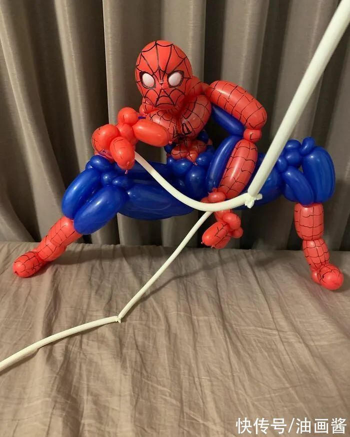 卡通角色|该来的还是来了!童年梦想成真,他用气球扭出经典的卡通角色