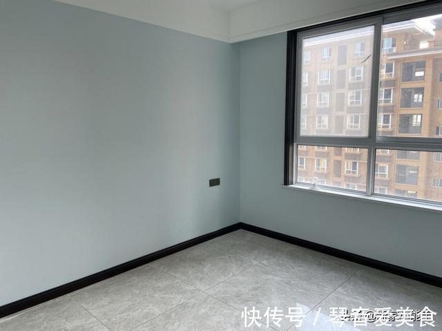 踢脚线|第一次装修新房,没请设计师,打扫干净效果还不错,简单又便宜