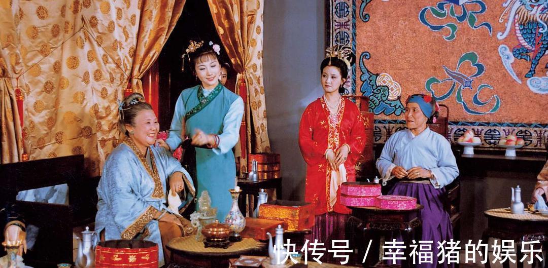 宝玉&为什么袭人向王夫人谏言,两年后宝玉还没有从大观园挪出去?