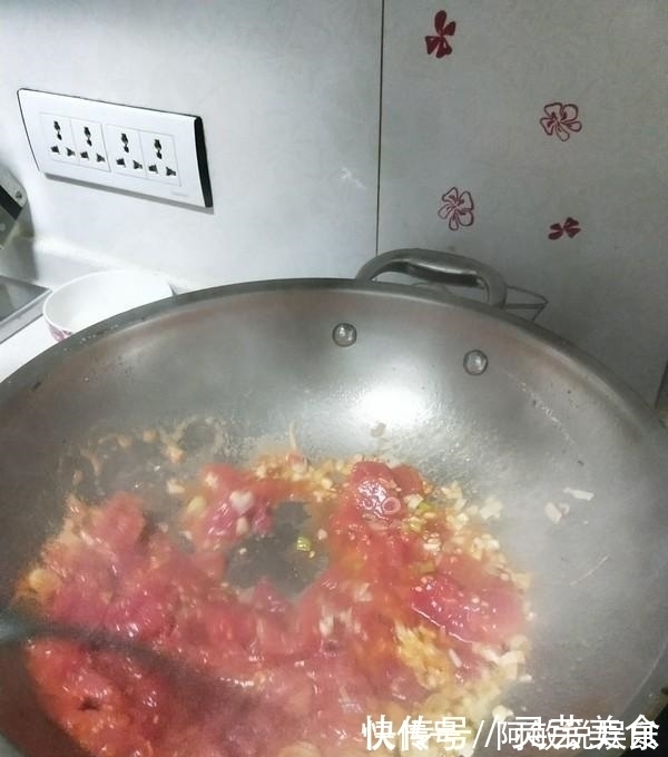 白酒|白酒最怕的“解药”，不是浓茶而是它？家家都有，酒前吃点不易醉
