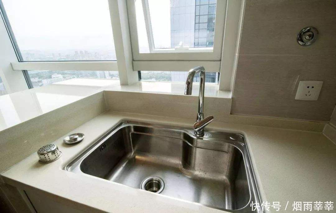 开关|厨房插座一定不要这样安装,懊悔我家当初不懂,入住才知装错了
