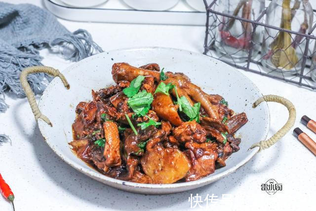 这个菜从年头吃到年尾,一块多钱一斤,吃一个相当于吃10个苹果