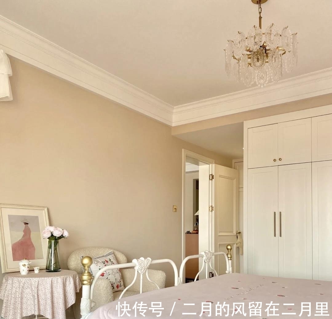 咖色|小夫妻晒109㎡并不豪华小家，竟收获万人关注，居家氛围感太棒了
