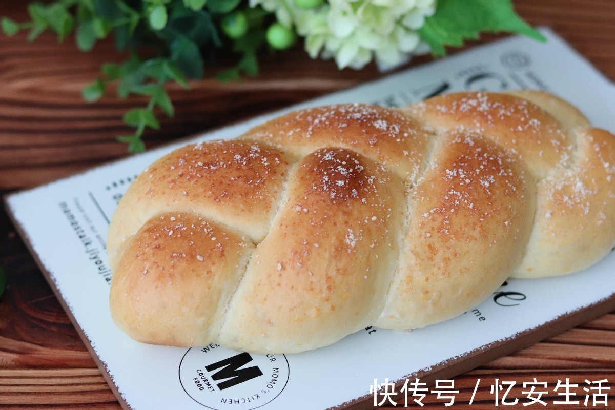 橙汁|烘焙新手也能制作的香橙奶酪包，清甜不腻，家人都爱吃