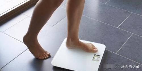 误差|体重也要注意,一天中的这个时间是你真正的体重,不要打错电话