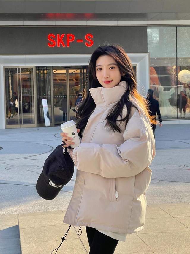 造型 怕冷的小姐姐看过来,保暖又甜美的羽绒服都在这,少女感爆棚