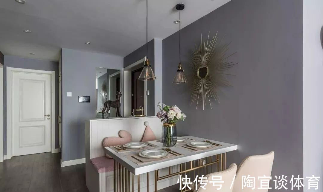 玄关|开门见厅的户型,这样装照样可以有玄关柜,比成品鞋柜更实用美观