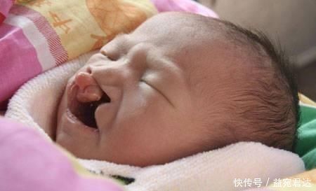 节食减肥|女婴出生后,发现“兔唇”,母亲痛哭孕期里不该做这“4件事”