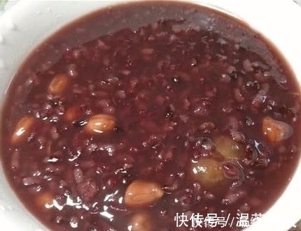 子宫|有子宫肌瘤的女性,不妨多吃点“它”,帮你清宫毒,远离妇科病