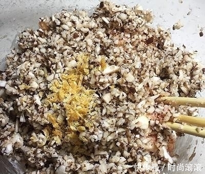 鲜嫩|饺子肉馅这样调,鲜嫩多汁,咬一口流油,美味饺子百吃不厌!