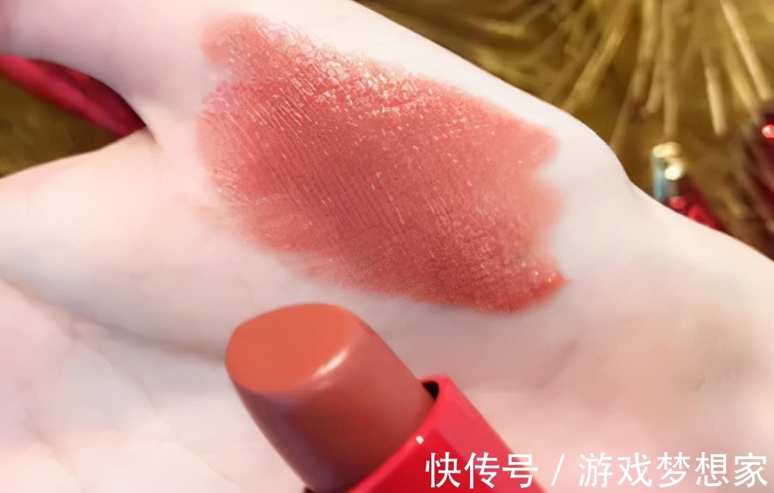 颜色 今年口红流行什么颜色呢?都是每个精致猪猪女孩日常必备的口红