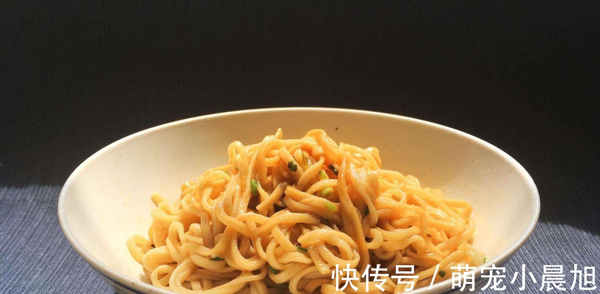 涨知识|“一勺猪油胜过十副药”你懂吗？为何现在吃猪油的少了？涨知识了