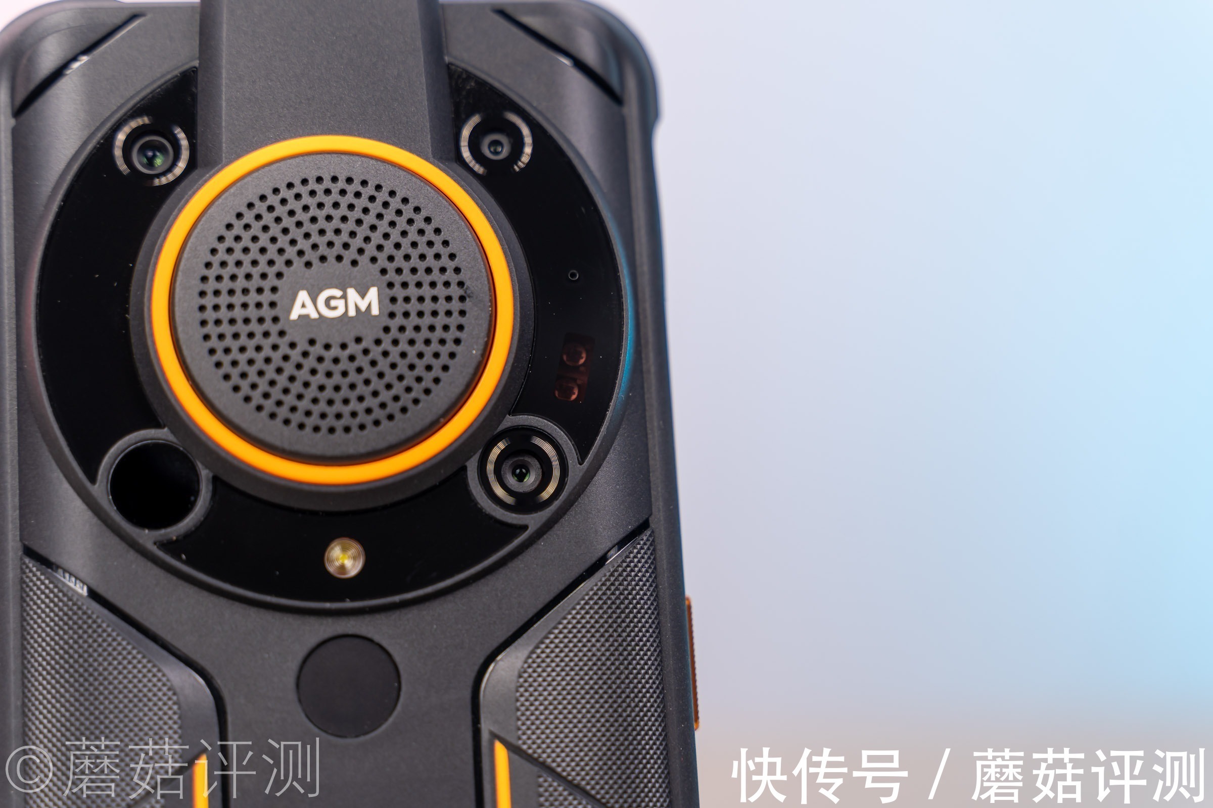 蘑菇|坚固好用，功能强大！AGM G1 Pro 红外热成像三防5G超低温手机 评测