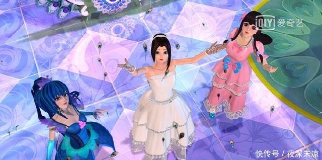 在叶罗丽仙境的时候,蓝孔雀给女生都换了美裙,为什么罗丽不换