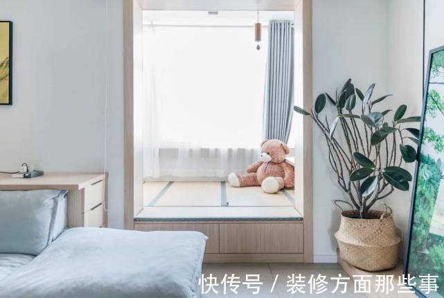 装修|118平自然简约三居室,绿植与装饰画形成了一虚一实有生机活力