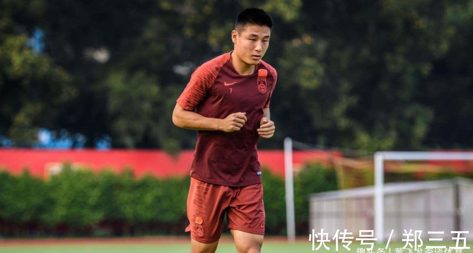 大名单|国足新的集训名单公布,众多归化球员入选,武磊却落选了?