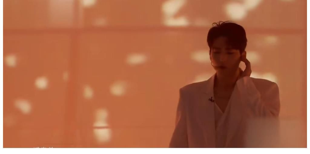 舞台|《披荆斩棘》最惨的哥哥,李云迪一公舞台无歌词,只有约37秒镜头
