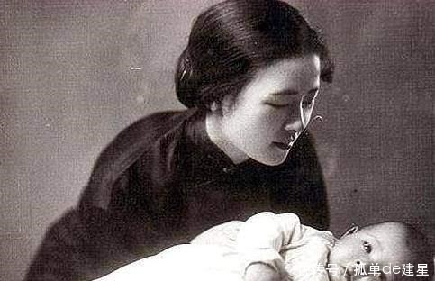 林徽因死后,梁思成再娶林洙,供养前岳母到90岁,却赶走继子女