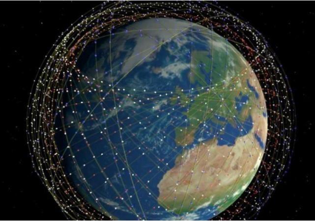 星链 2000颗卫星即将发射？各国科学家强烈反对：地球坐标会被暴露！