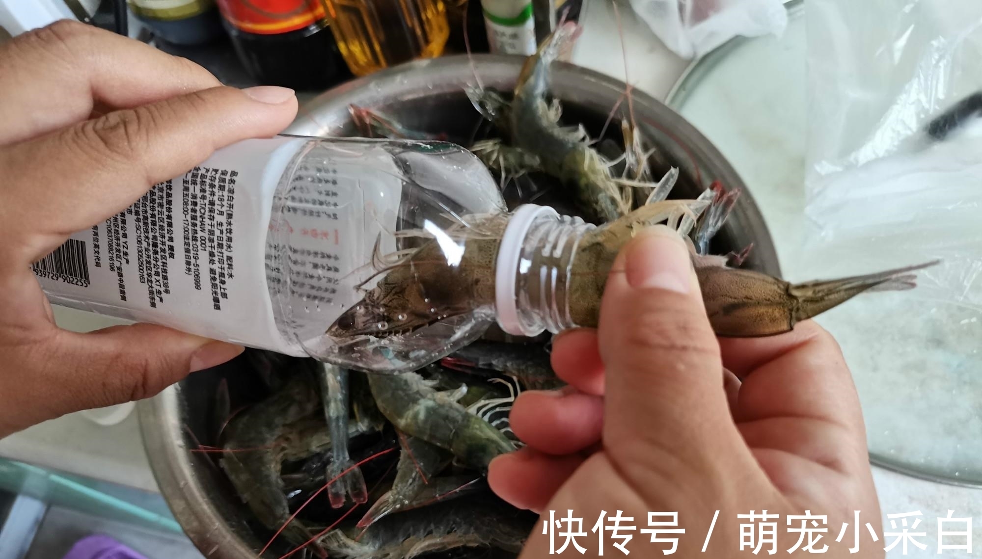 保鲜|大虾保鲜有诀窍：冷冻一年，解冻仍然是鲜活模样，百试百灵
