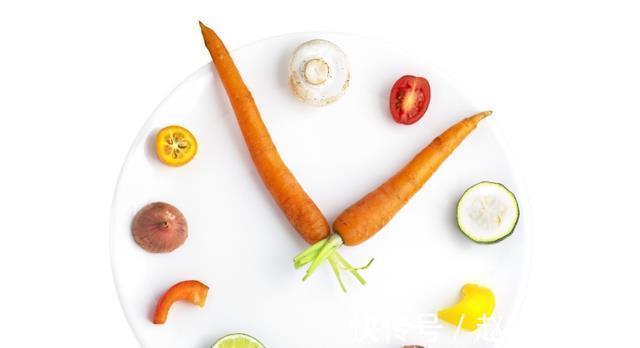 游泳|如何减掉肚腩赘肉?坚持3个方法,戒掉2个恶习,让你恢复平坦小腹