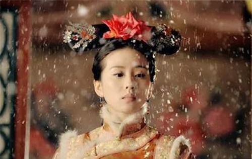 身边|清亡后14万皇族去哪了？他们的后裔就在我们身边，那英是正黄旗