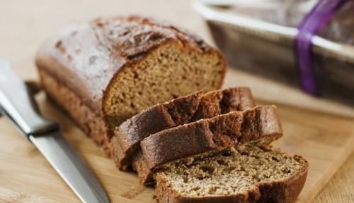 买面包时，聪明人会避开这5种，没营养还费钱，很多家长还在买