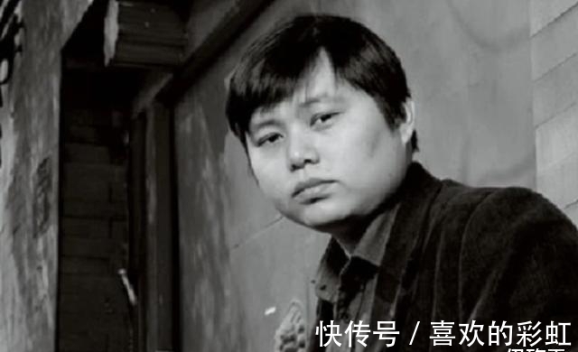 明朝那些事儿#22岁公务员“一书封神”,3年赚4100万,跻身作家富豪榜