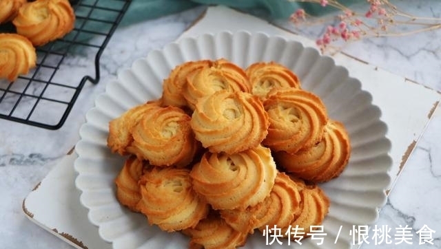 糖粉|简单几步,教你在家做曲奇饼干,又酥又脆比买的好吃,特别解馋