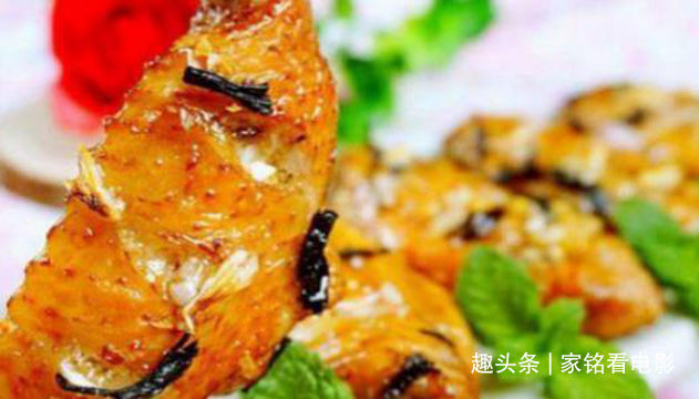 美食推荐红烧肉末茄子、茶香鸡翅、香辣炒包菜、家焖黄鱼的做法