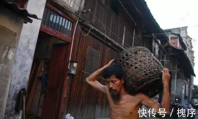 美协@老人沉迷画画40年,画到妻离子散,专家:作品没资格进美协