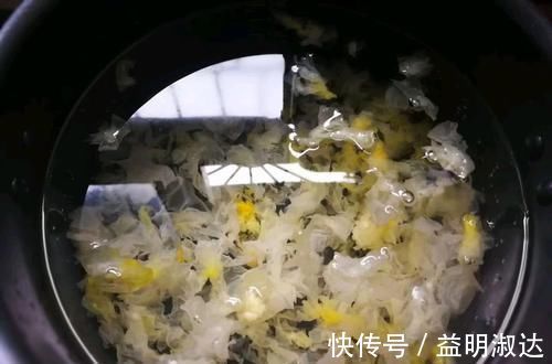 银耳|藏在身边“补血方”就是它，比阿胶还补血，气血足了，脸色更红润