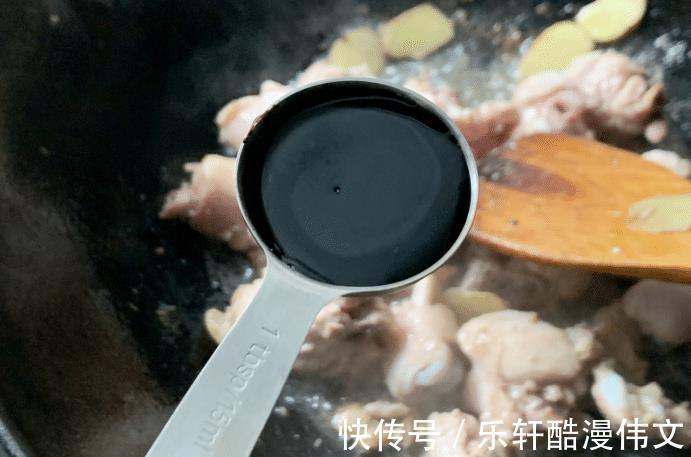 鲜嫩|板栗和鸡肉的完美结合,鲜嫩的板栗烧鸡,做法简单又下饭