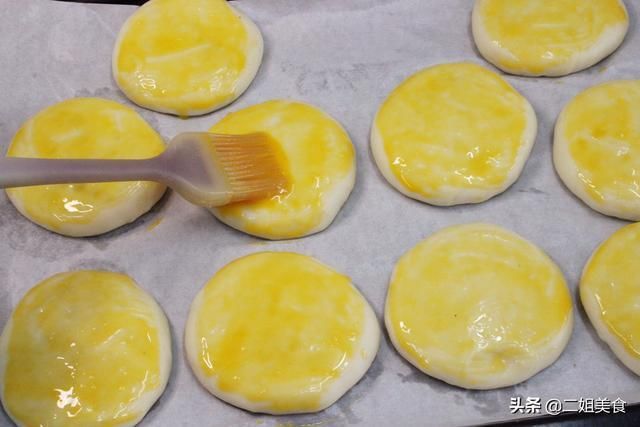 酥脆|孩子最爱吃的红糖酥饼，掌握正确的做法，层层酥脆，放凉不回软