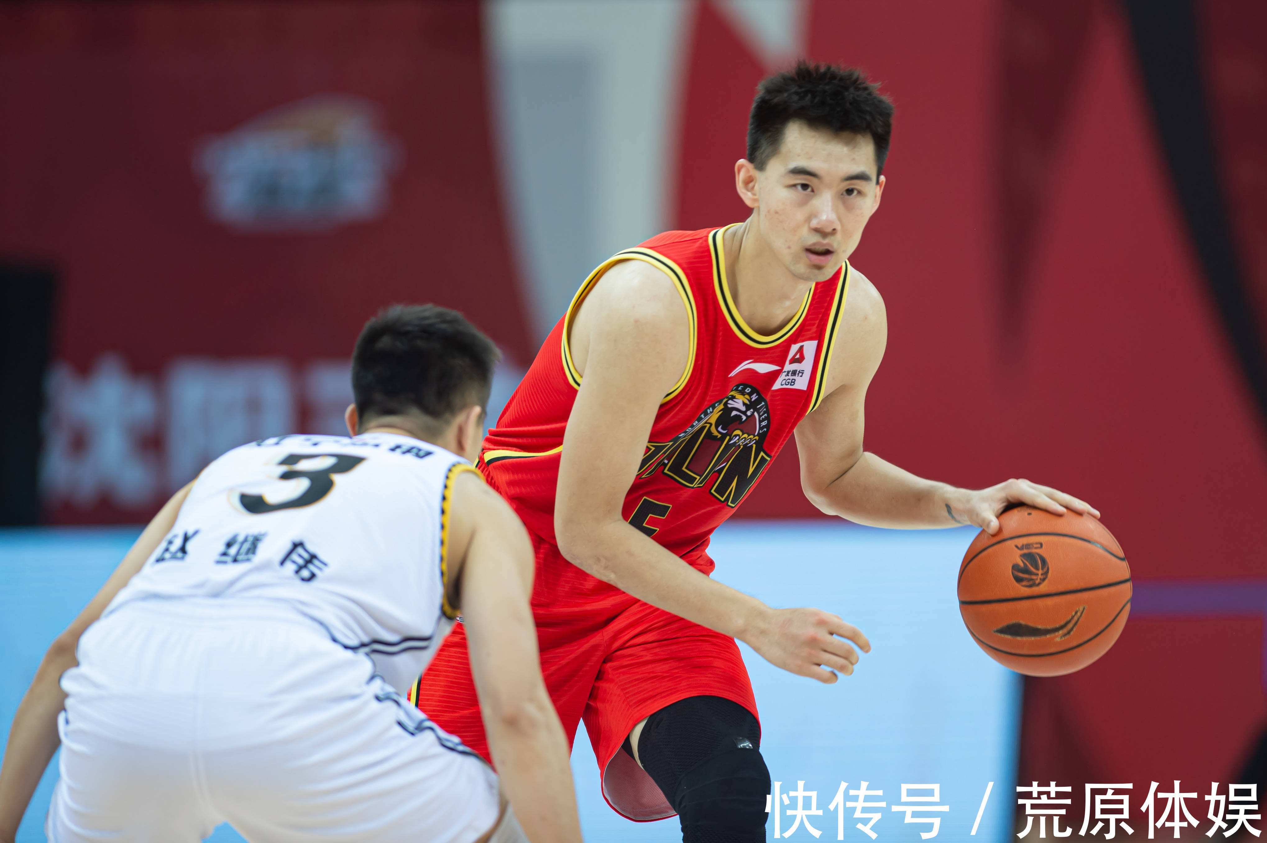 本赛季|CBA十大铁人:阿不都沙拉木第十,一队三人,第二被教练用伤