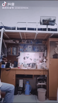 发型|五十岁的大叔可以剪这个发型,显得年轻又有气质