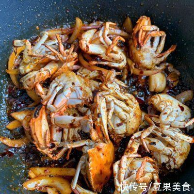 做法|鲜香入味！！好吃到吮指的香辣蟹~做法超级简单