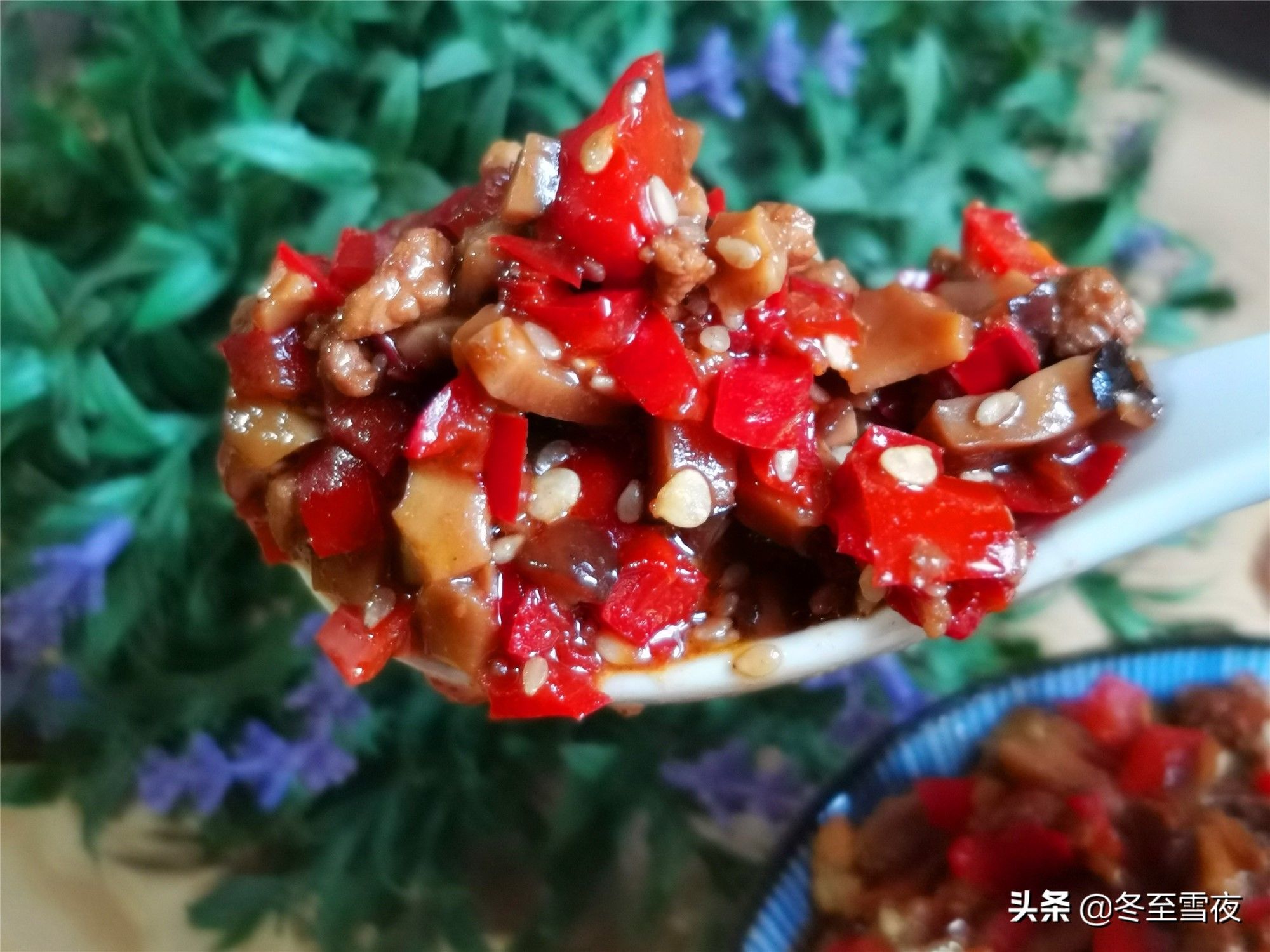 翻炒均匀|想吃下饭酱，不用超市买，教你在家做，比老干妈还好吃，太下饭了