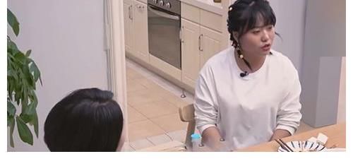 聽了毛不易和李雪琴的聊天，你會更理解脫口秀