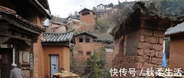 家具|在农村有人专门收购“旧房梁、旧家具”,赚钱吗?听听小商贩咋说
